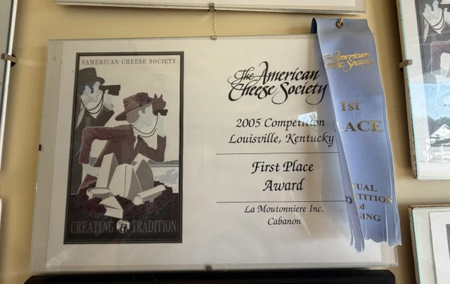 Diplôme American Cheese Society 2005, Louisville KY, 1re place Cabanon, photographié