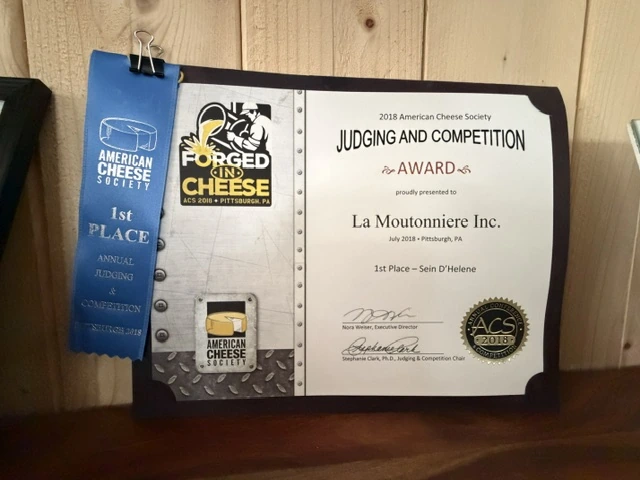 Diplôme American Cheese Society 2018, Pittsburgh PA, 1re place Sein d'Hélène, photographié